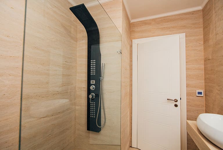 Fornitura e installazione doccia multifunzione Verona