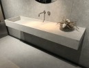 arredo bagno moderno linee essenziali